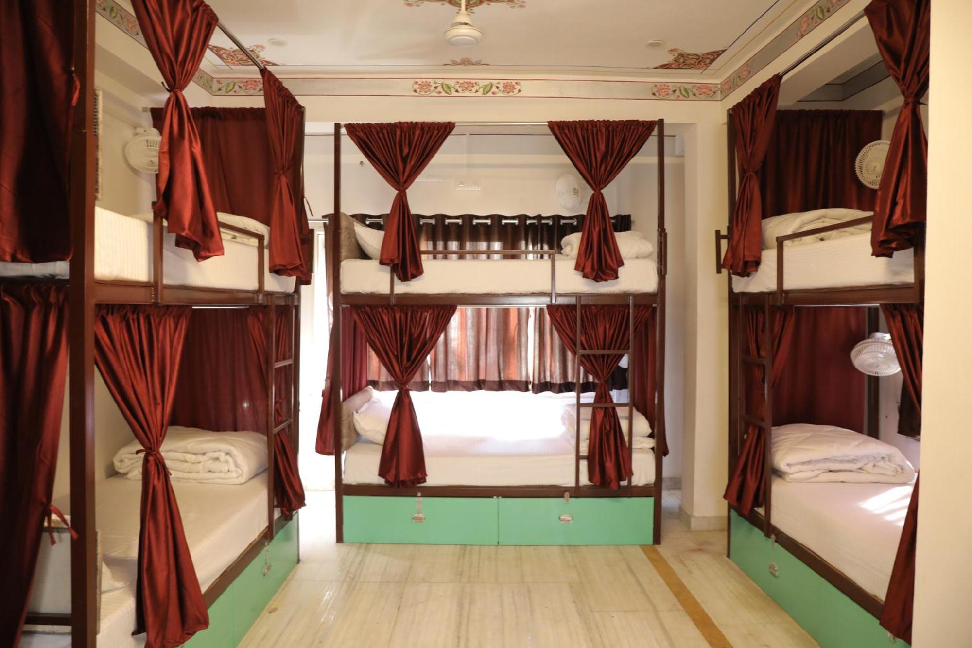 Hostel Funky Bunky أُودايبور المظهر الخارجي الصورة