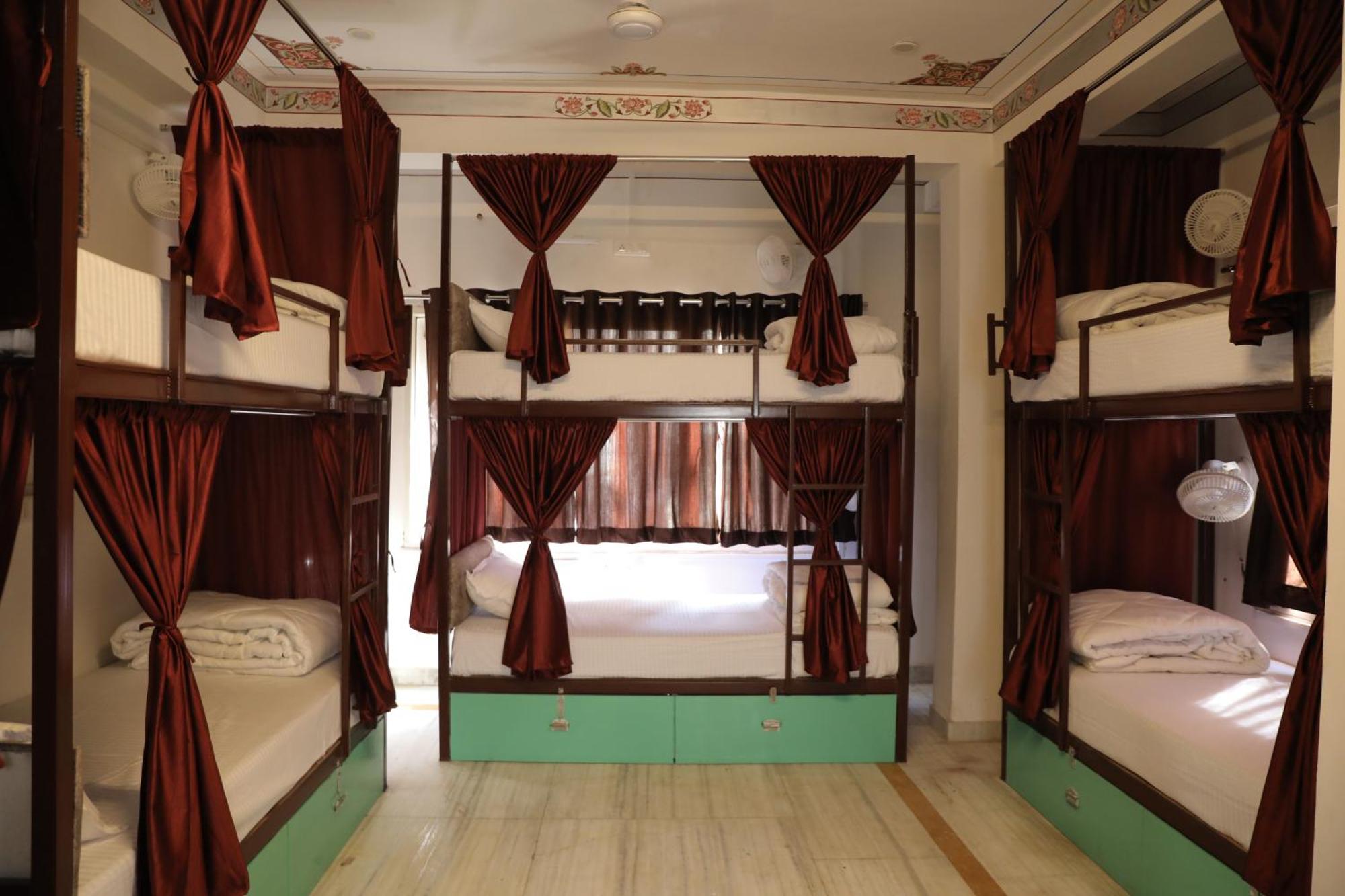 Hostel Funky Bunky أُودايبور المظهر الخارجي الصورة