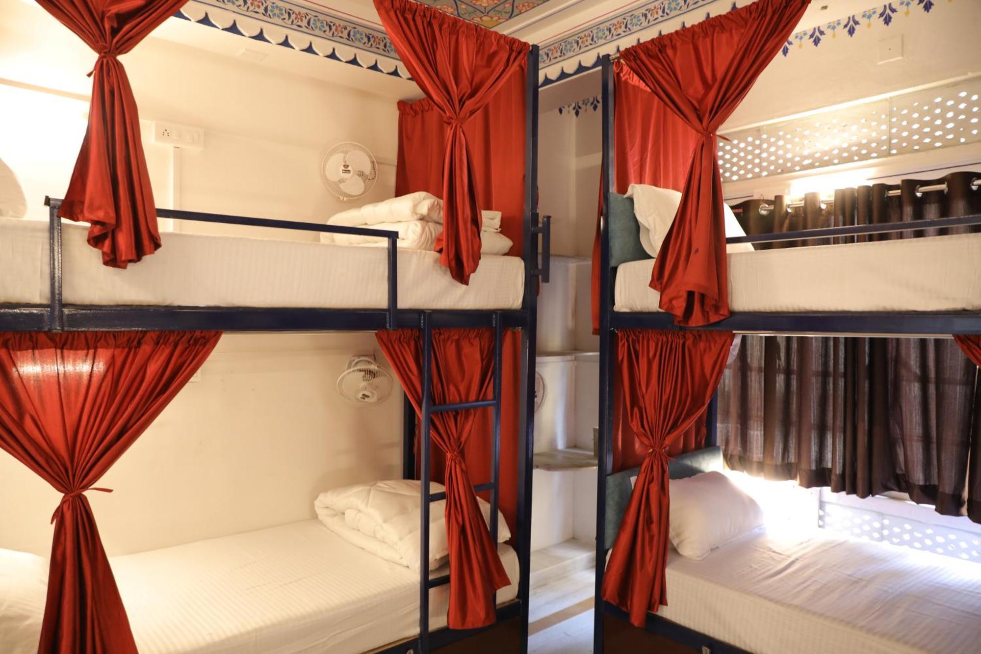 Hostel Funky Bunky أُودايبور المظهر الخارجي الصورة