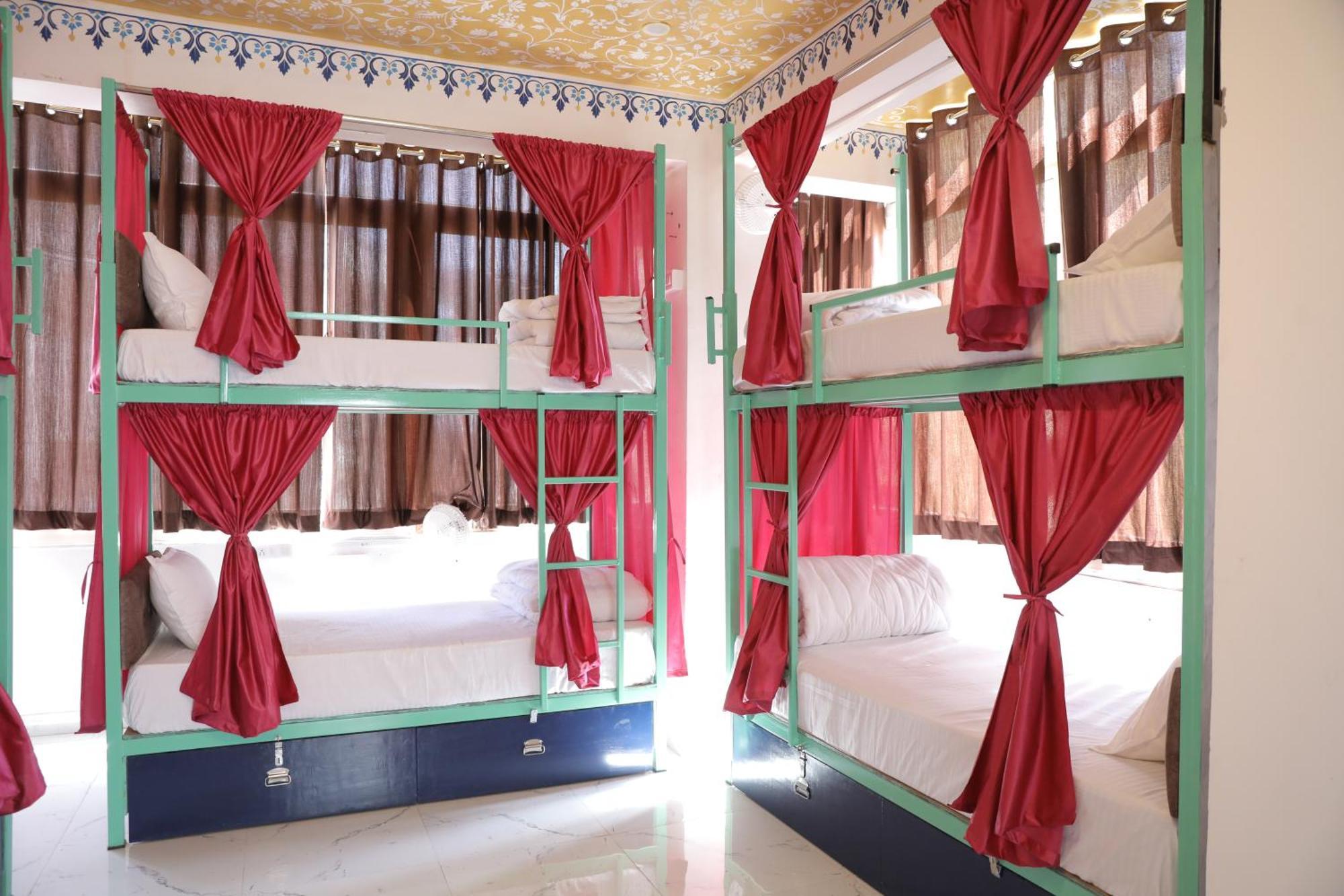 Hostel Funky Bunky أُودايبور المظهر الخارجي الصورة