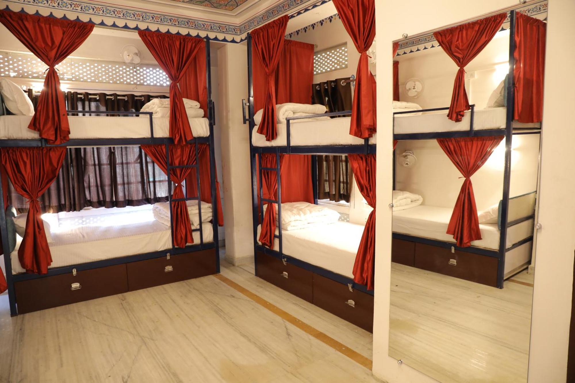 Hostel Funky Bunky أُودايبور المظهر الخارجي الصورة