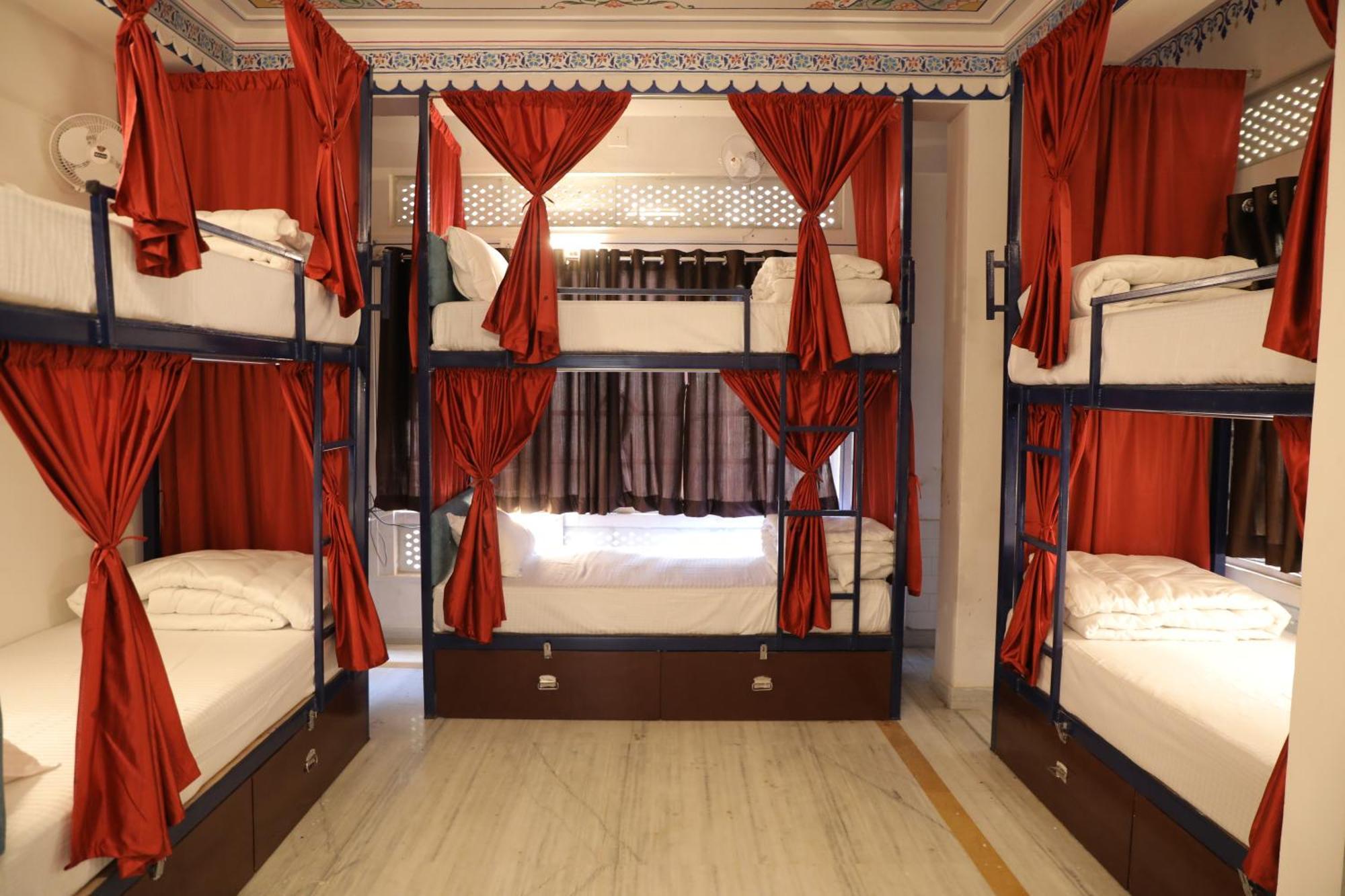 Hostel Funky Bunky أُودايبور المظهر الخارجي الصورة