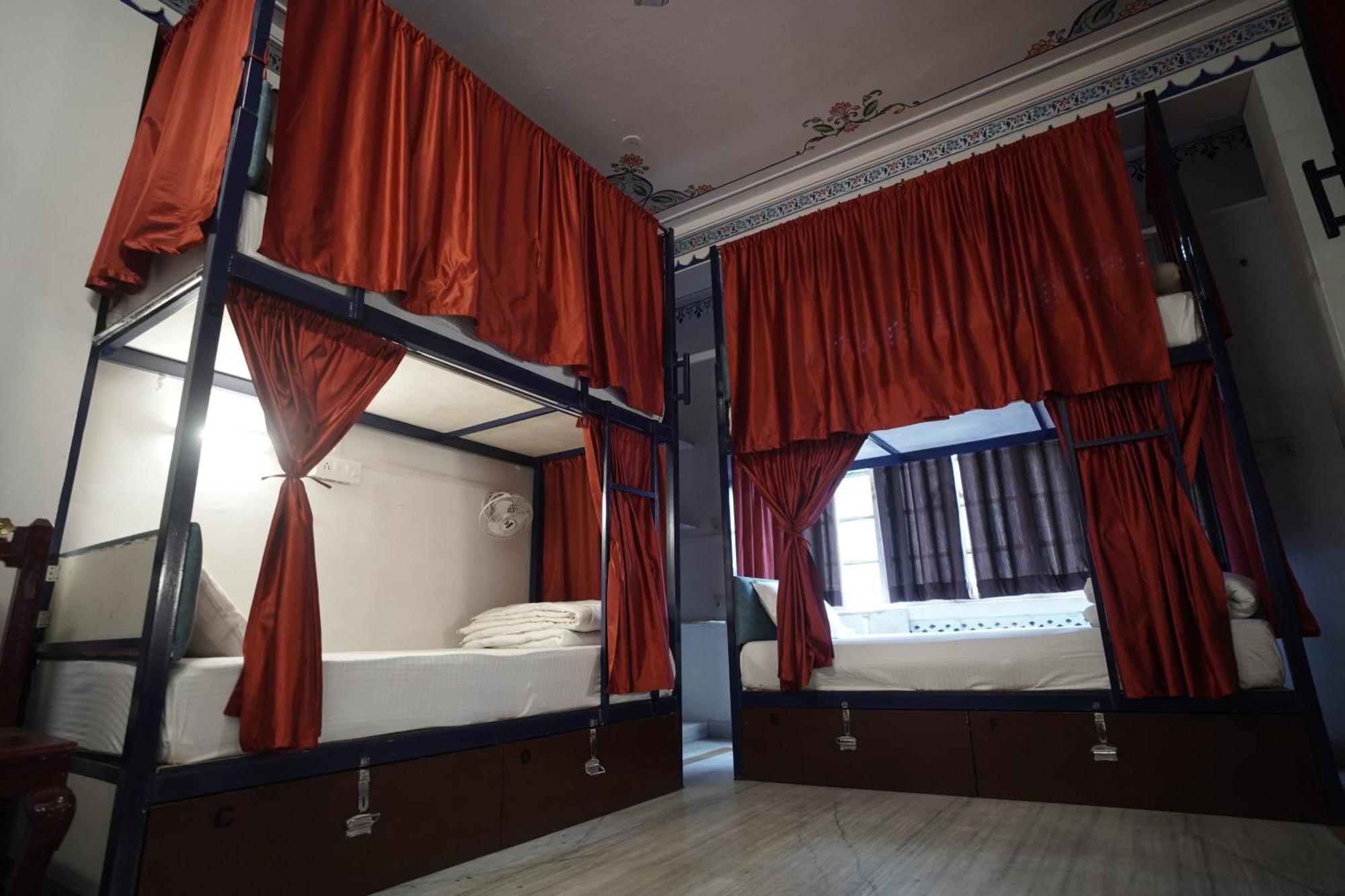 Hostel Funky Bunky أُودايبور المظهر الخارجي الصورة