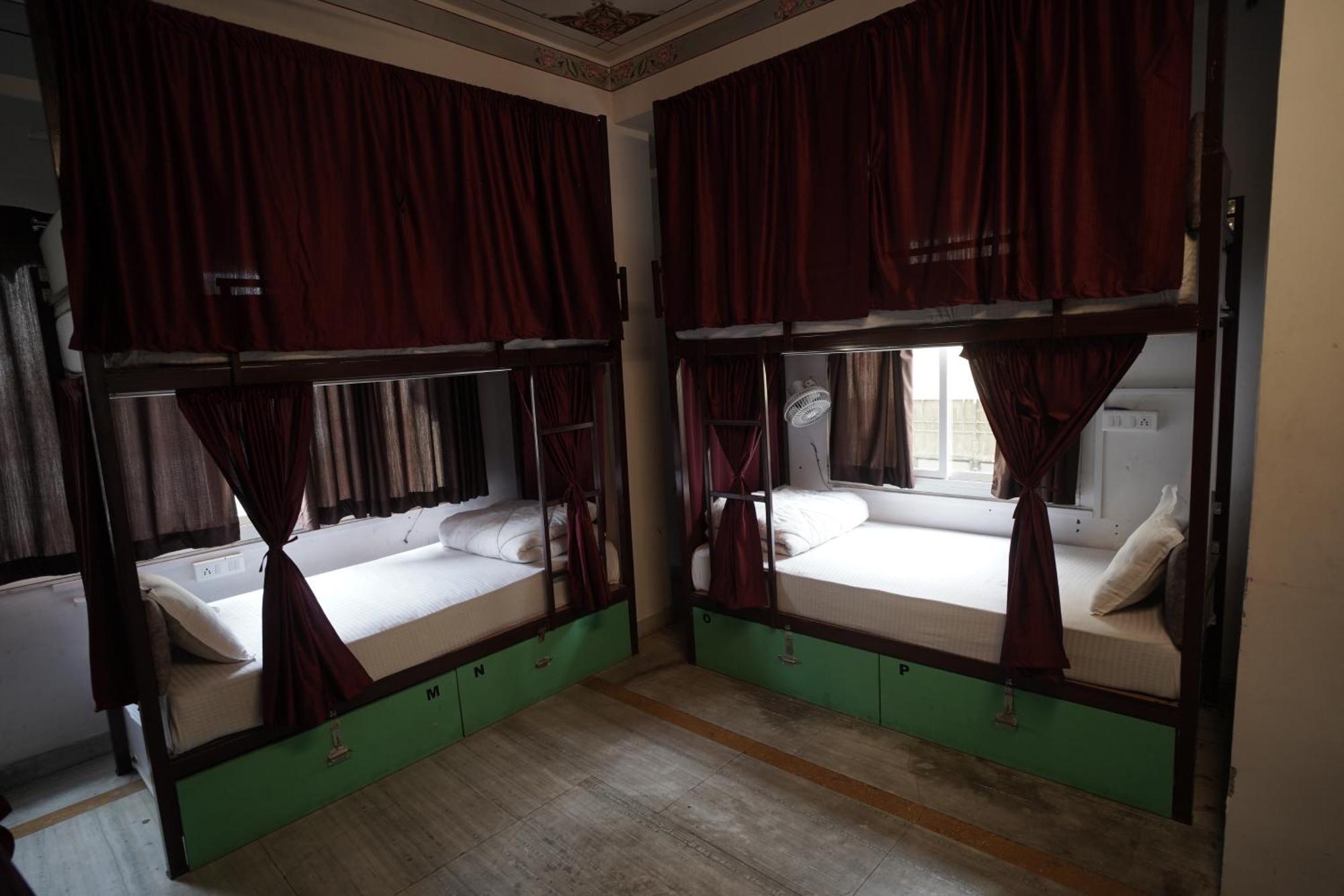 Hostel Funky Bunky أُودايبور المظهر الخارجي الصورة