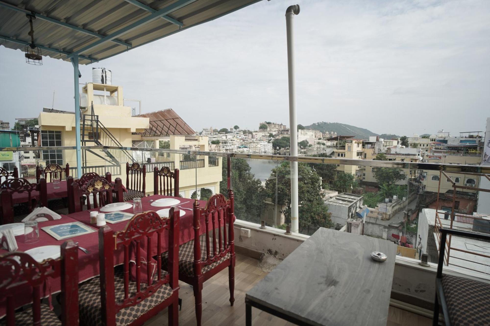 Hostel Funky Bunky أُودايبور المظهر الخارجي الصورة